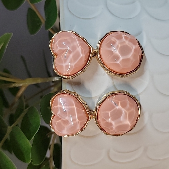 🔥LAST PAIR🔥 Reflection Illusion Peach Drop Earrings - Picture 1 of 8